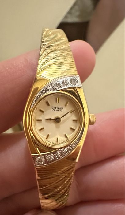 Годинник Citizen