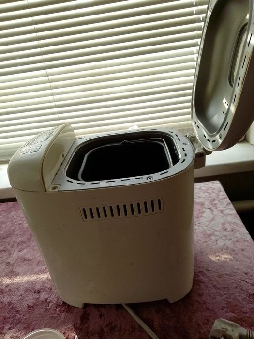 Продам хлебопечку  gorenje BM900WII