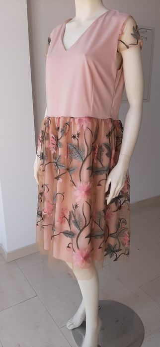 Vestido rosa cerimónia com renda NOVO