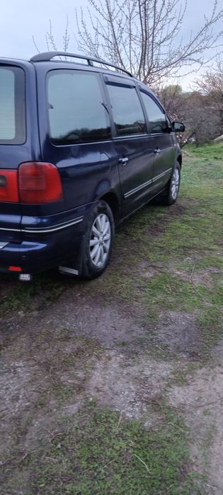 Фольцваген Шаран