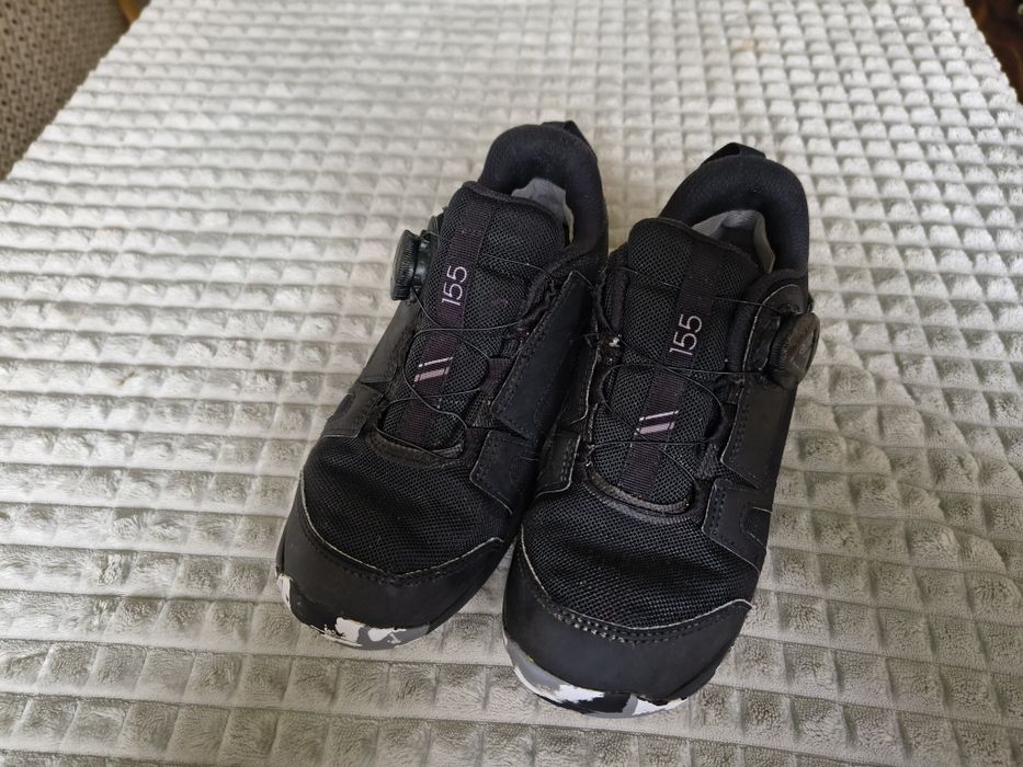 кросівки осінні adidas