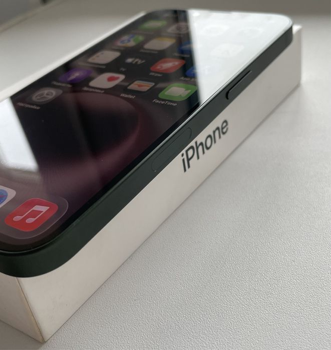 iPhone 13 128GB Neverlock (green)