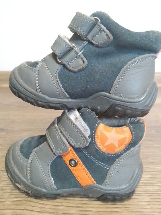Ботінки для хлопчиків.