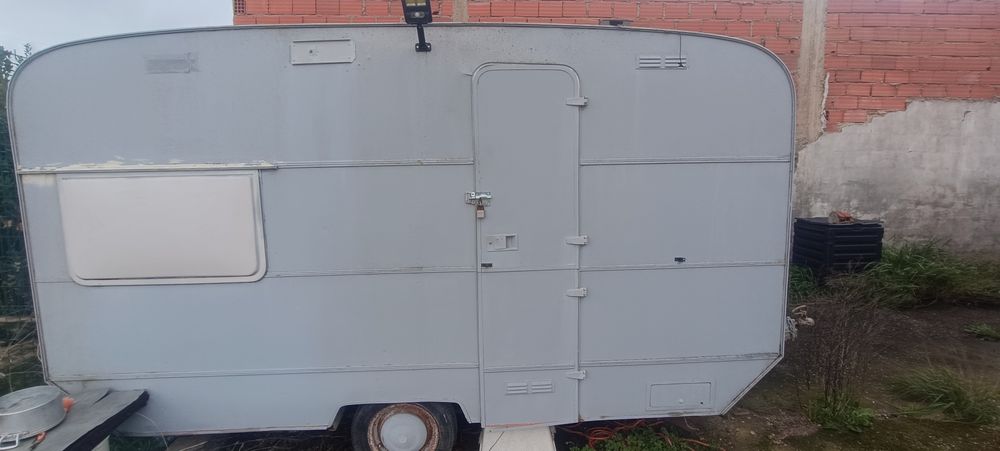 Roulote / caravana