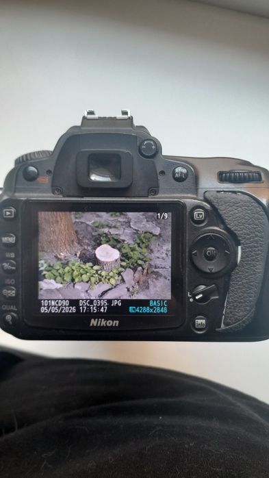 Nikon d90 + 105 2.8 macro з 2 акумуляторами та зарядним