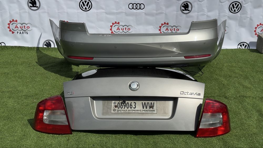 Ляда 9202 кришка багажника Шкода Октавія А5 ліфтбек ляда Skoda A5 ліфтбек