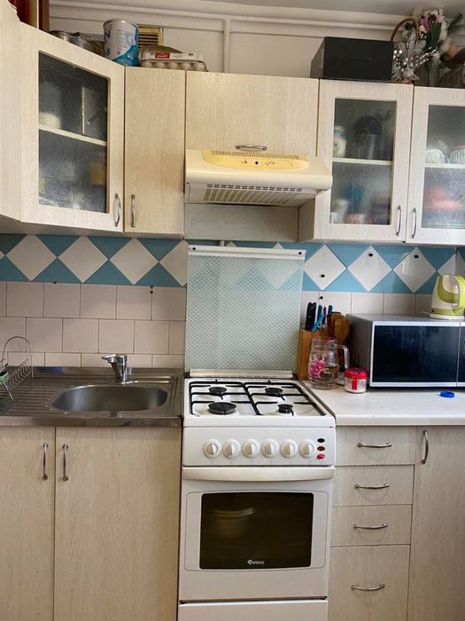 Продаж 2-кімнатної квартири по вул. Полєтаєва