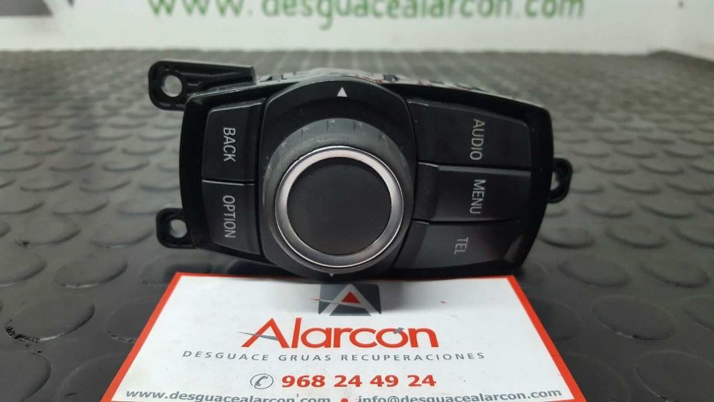 CONTROLE DO SISTEMA DE ÁUDIO / RÁDIO CD BMW SERIE 1 LIM. (F20) 120D