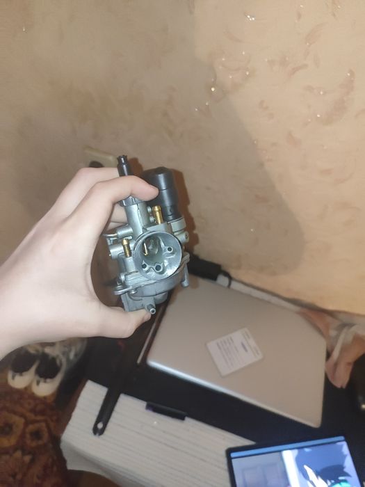 Карбюратор со курьера Хонда Дио аеф 34