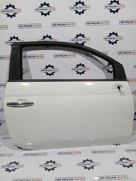 PORTA FRENTE DIREITA BRANCO FIAT 500 312 1.2 12V 2007-2015 ANO: 2010