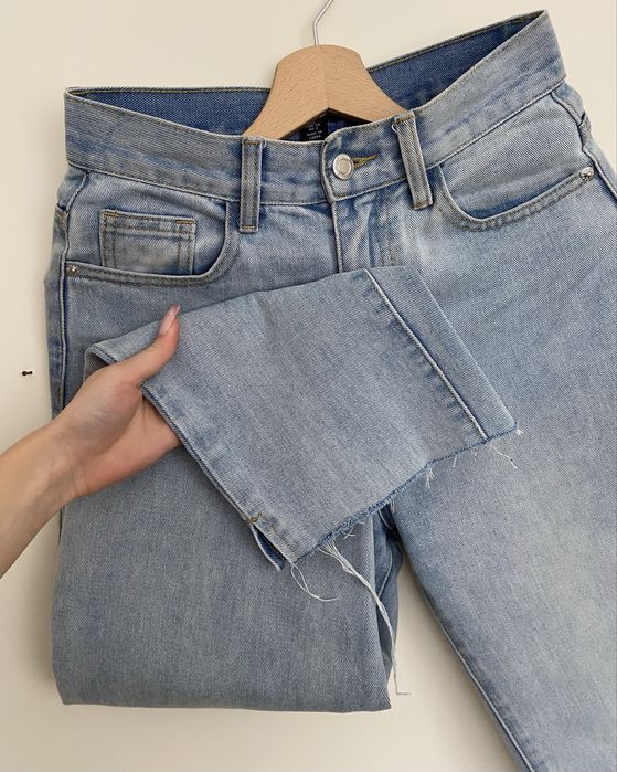 Жіночі джинси.