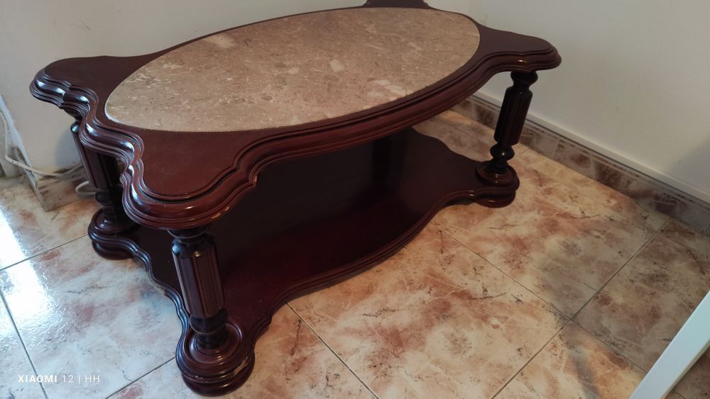 Mesa de apoio de sala