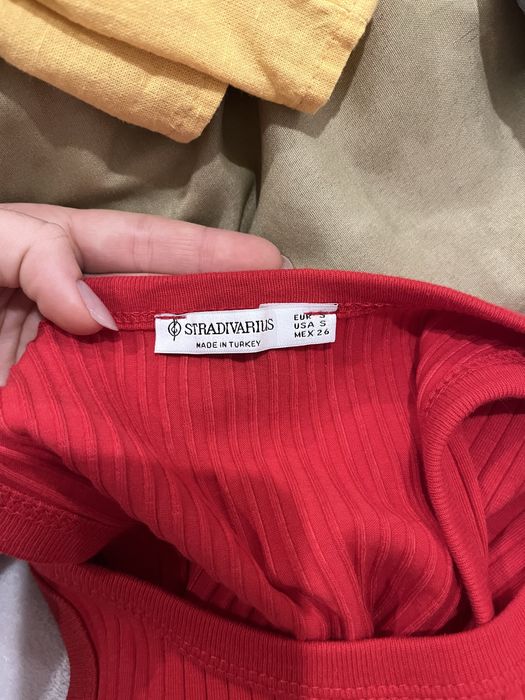 Top vermelho justo Stradivarius | Sem mangas