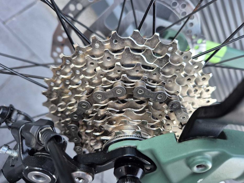 Rower elektryczny Cube Touring Hybrid ON1. roz. M, bardzo dobry stan !