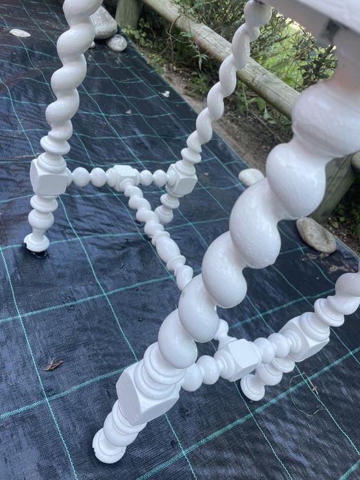 Mesa de cabeceira para restaurar