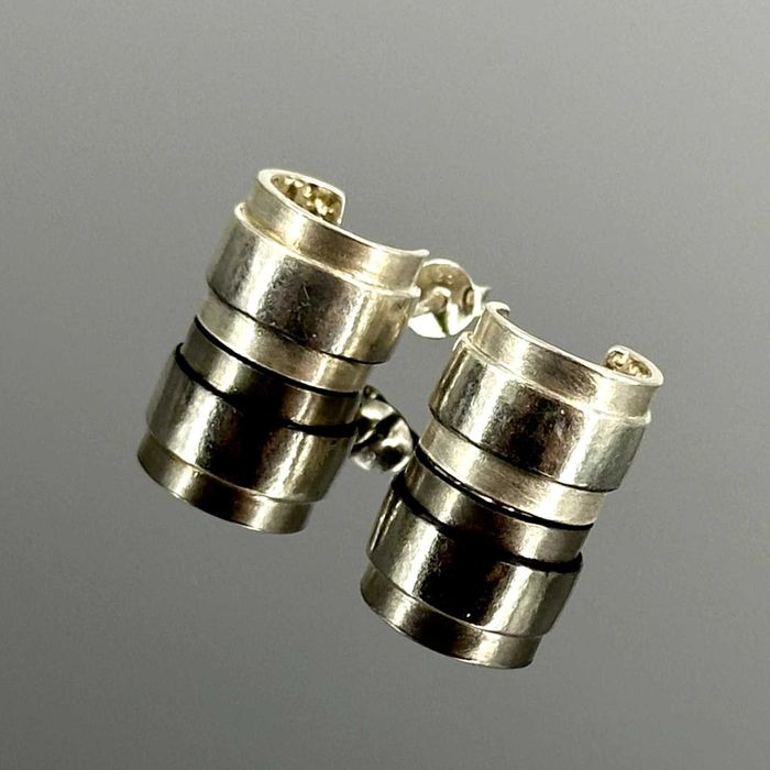 Srebro - Srebrne kolczyki zawinięte - próba srebra