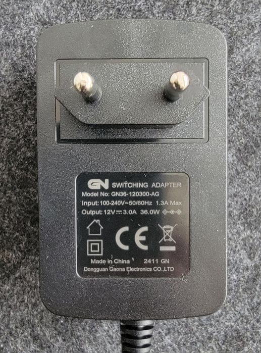 Осушувач повітря 2.6 л Mini Dehumidifier DH130 Портативний мінісушувач