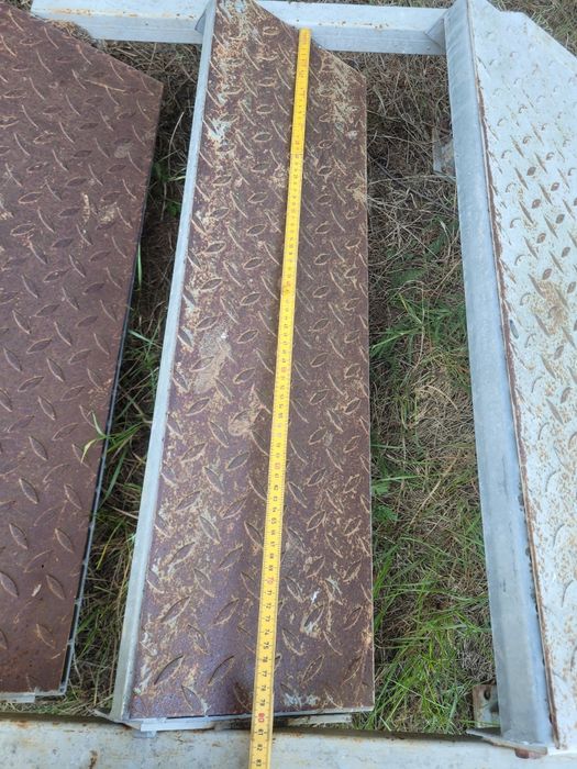 Sprzedam schody metalowe