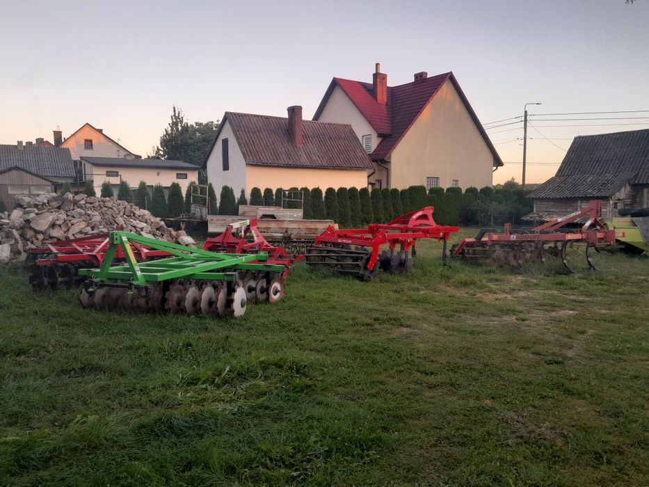 Agregat Uprawowy i Siewniki Brona Gruber Ścierniskowy Wał Pakera .