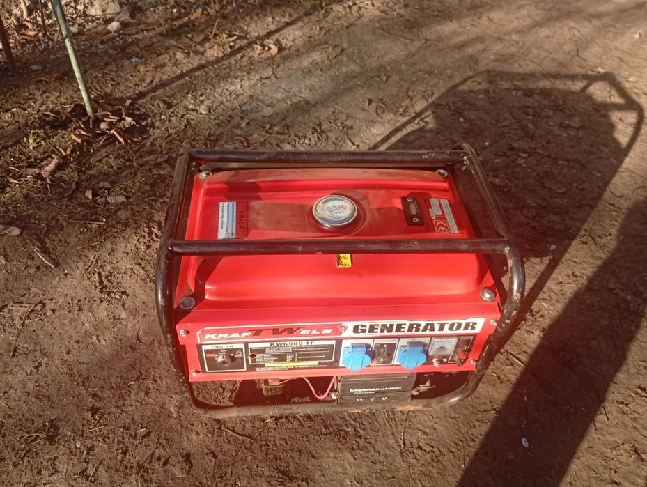 Продам Генератор.