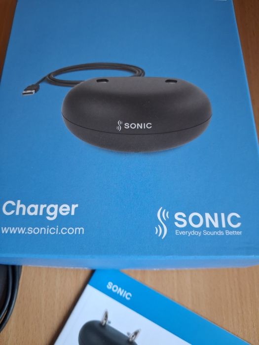 Зарядное устройство к цифровому слуховому аппарату  Sonic
