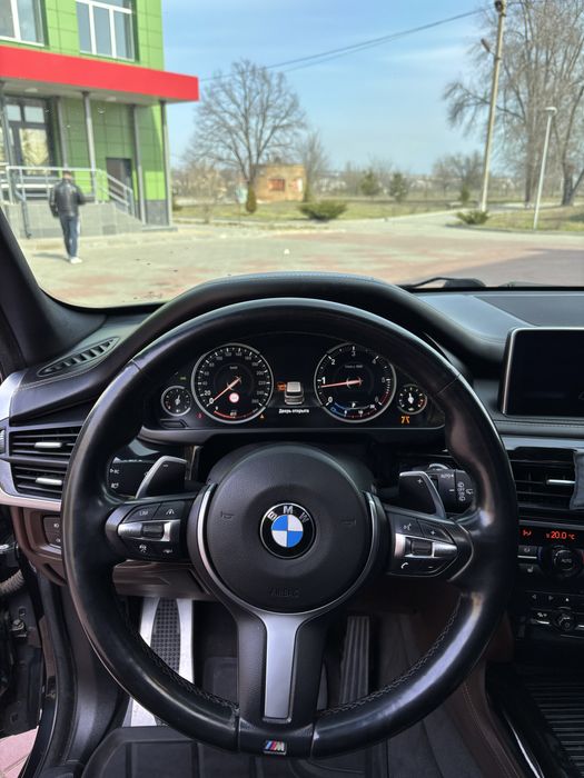Продам СРОЧНО BMW X5 F15 3.0d