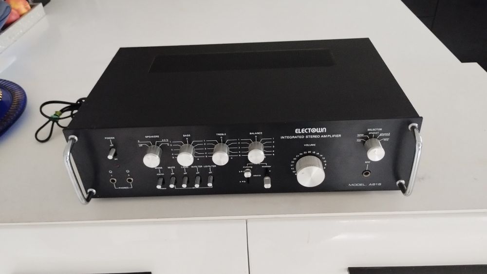 Wzmacniacz Electown A616