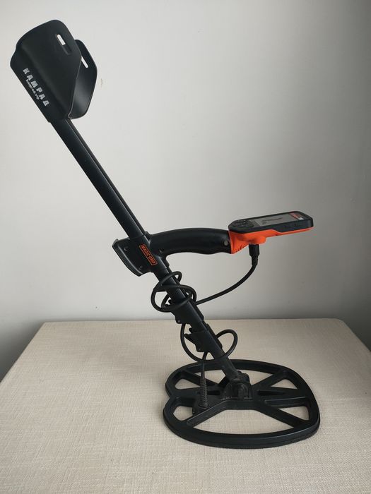 Продам металошукач