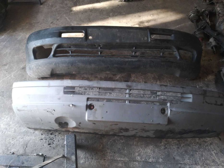 Бампер передній Mercedes Vito 638, Sprinter 901