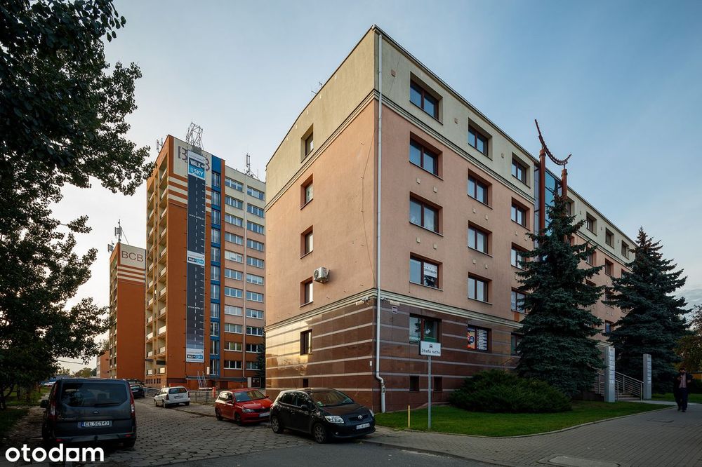 lokal na biuro ok. 37 m2 ( dwa pokoje) parter