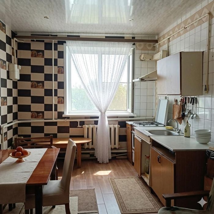 Продаж будинку. Київський район. Цегла. Гараж