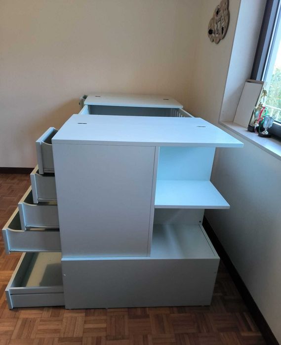 Berço transformável em cama