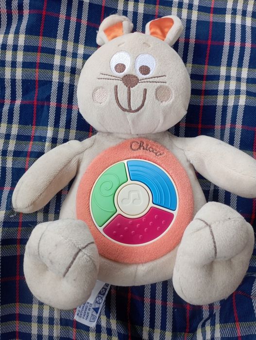 Музыкальная игрушка кролик