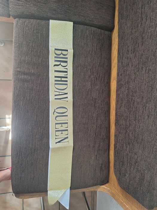 Diadem tiara na głowę