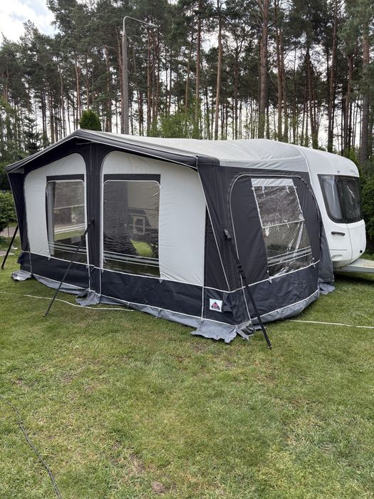 Przyczepa kempingowa CHTEAU Cantara 400