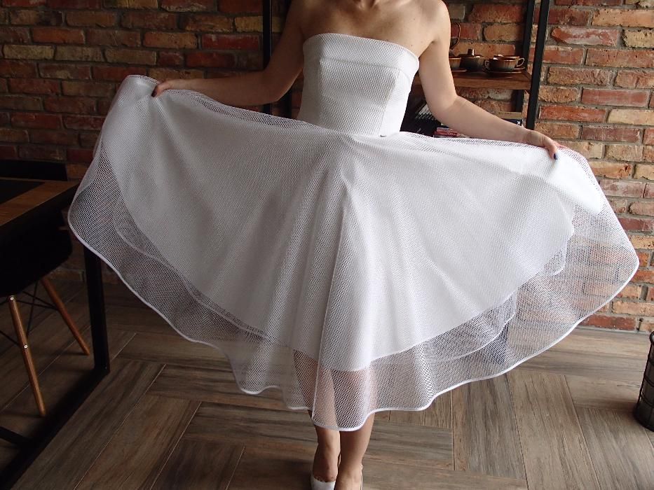 Oryginalna, krótka sukienka ślubna, r. 36 j.Simple, La Mania