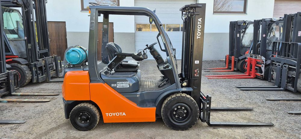 Wózek Widłowy Toyota 8FG25 - Duplex 3.20 m - Tylko 5100 mth  - 4 sekcje - Waga - Stan BDB