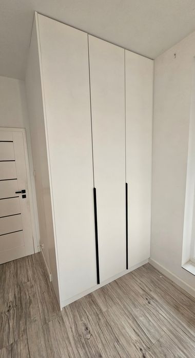 Meble na wymiar - lakierowanie frontów