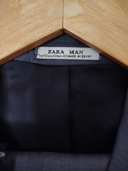Vendo fato completo de homem (casaco e calças), num tom cinzento-médio muito elegante!