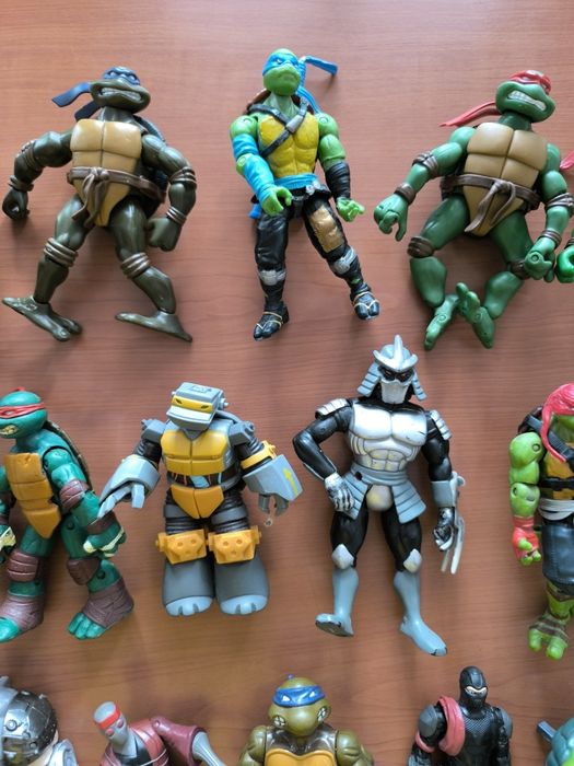 Vintage Teenage Mutant Ninja Turtle TMNT Action Figures