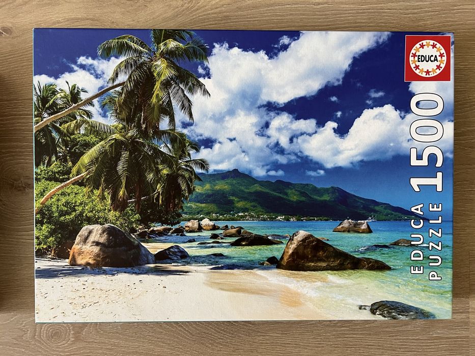Conjunto Puzzles com 1000 e 1500 peças