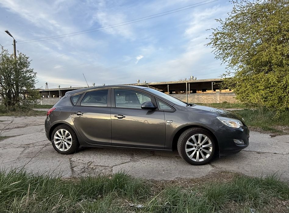 Opel Astra J 1.4T po remoncie silnika.