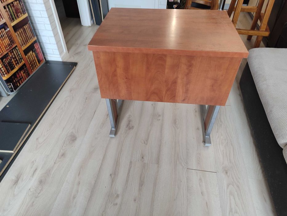 Okazja! Małe biurko 80x75x60