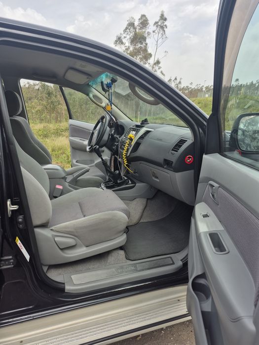 Toyota Hilux 2500