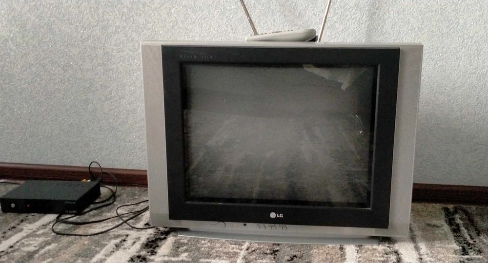 Продам телевізор