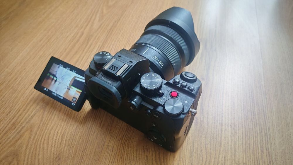 Lumix s5 + obiektyw 20-60