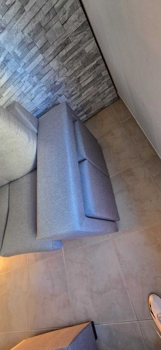 Sofá com chaise long