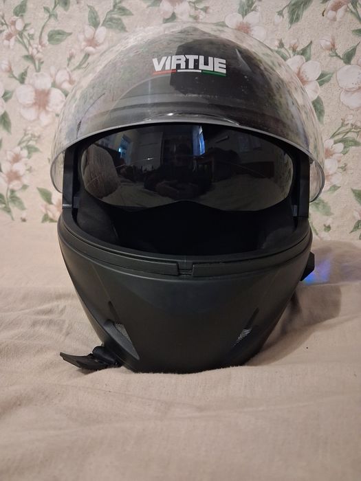 Срочьно!! продам новый мото шлем Virtue размер S  Эвропа