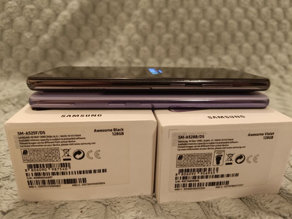 2 x Samsung Galaxy. A52 + A52s 5g