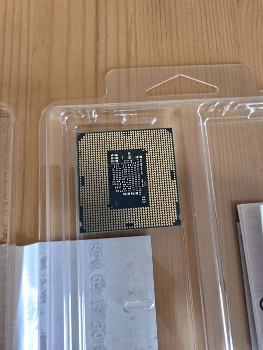Processador i3 610064553118334595121